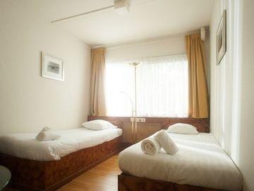 Budget Hostel Bargain Toko Amsterdam Exterior photo